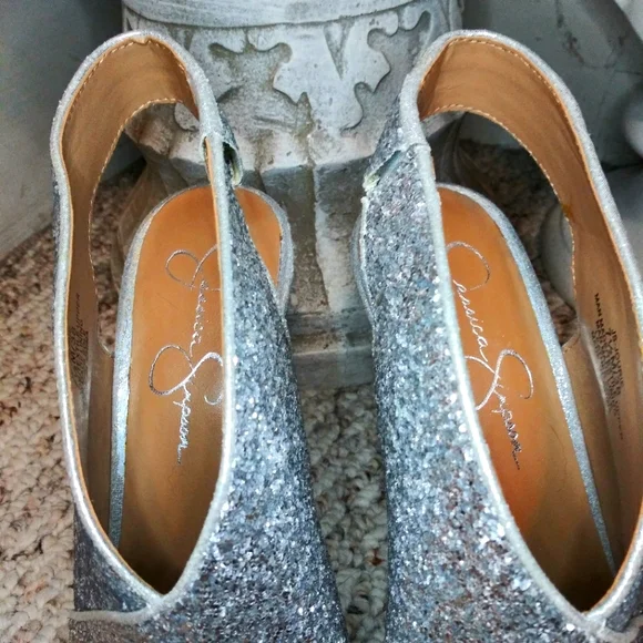 Jessica Simpson Jourie Sparkly Silver Glitter, Peep Toed Stiletto Heeled Shootie - Picture 6 of 12